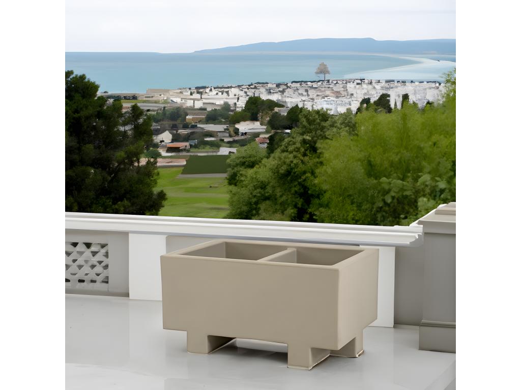 Never Used Bohometop Design Multi-Purpose Garden Planter 12612DPQY